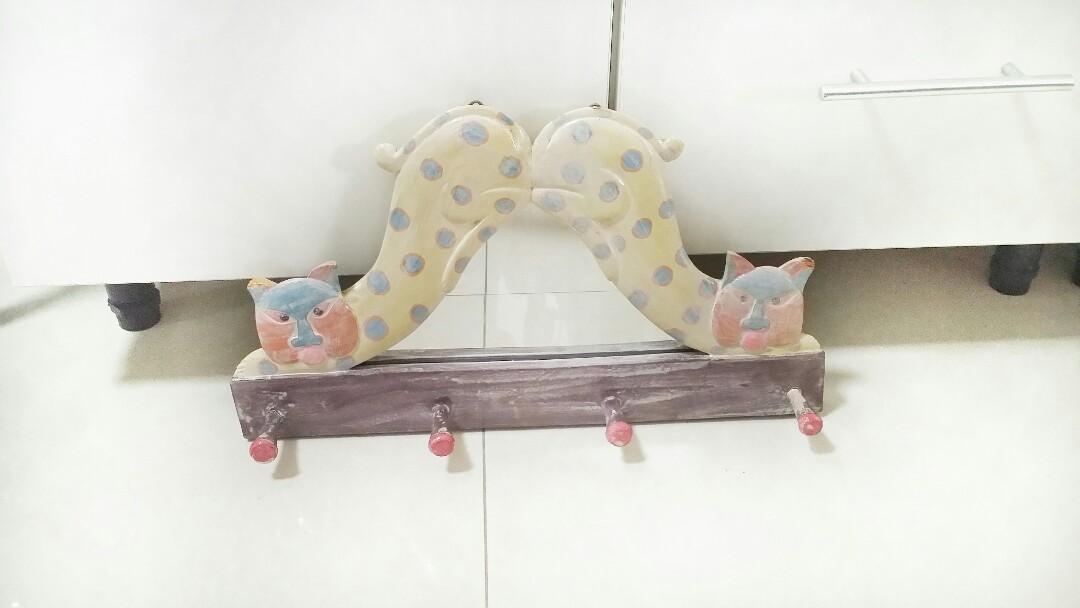 Girls Room Fancy Design Clothes Hanger Mirror Home Furniture Girls Room Fancy Design Clothes Hanger