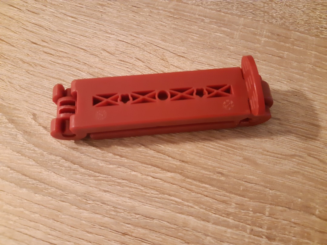 Infasecure Safe Grip Belt Clamp / Belt Locking Clip, Babies & Kids