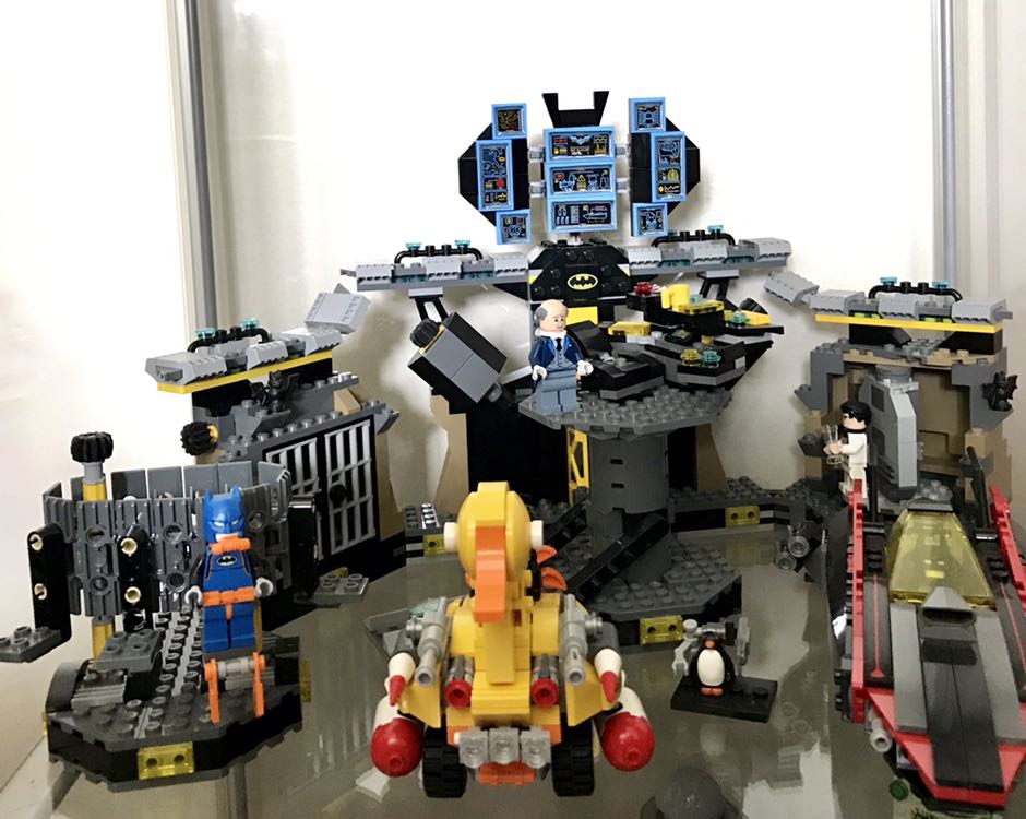 NEW SEALED LEGO 70909 The Batman Movie Batcave Break-in RETIRED 