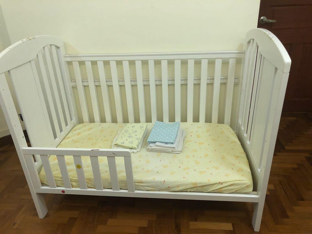 Micuna Baby Cot and bed, Babies & Kids, Baby Nursery & Kids Furniture