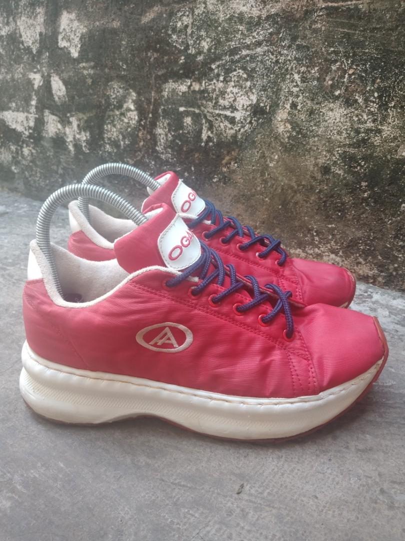 Ogan Sneakers Shoes Fesyen Pria Sepatu Sneakers Di Carousell