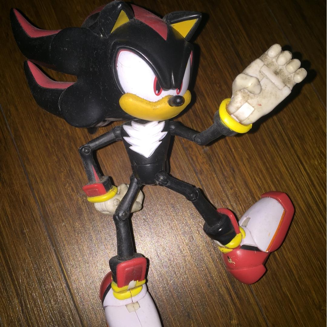 Sonic Shadow The Hedgehog Super Poser Rare On Carousell
