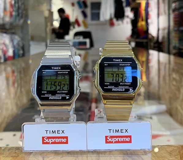 Supreme Timex 19FW Digital Watch Indiglo Gold Silver color