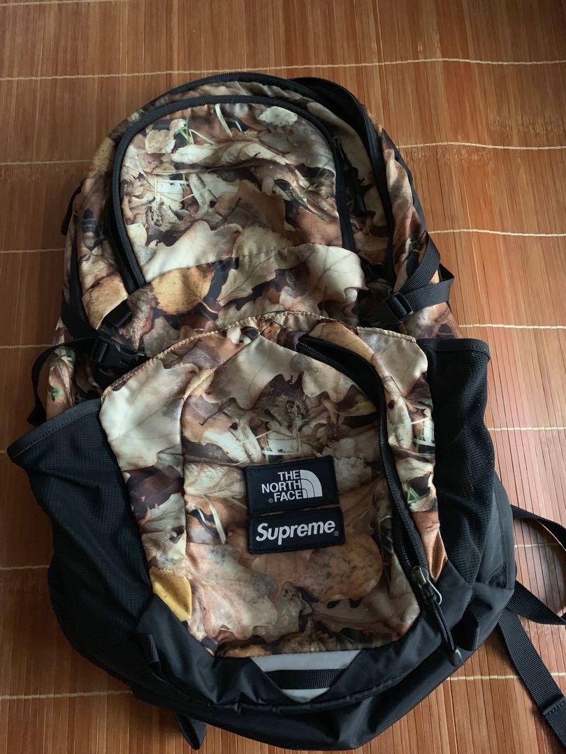 supreme x the north face 17ss 楓葉backpack, 男裝, 袋, 腰袋、手提袋