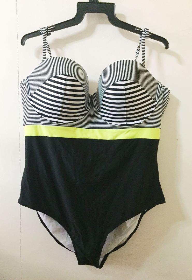 black swimsuit size 20