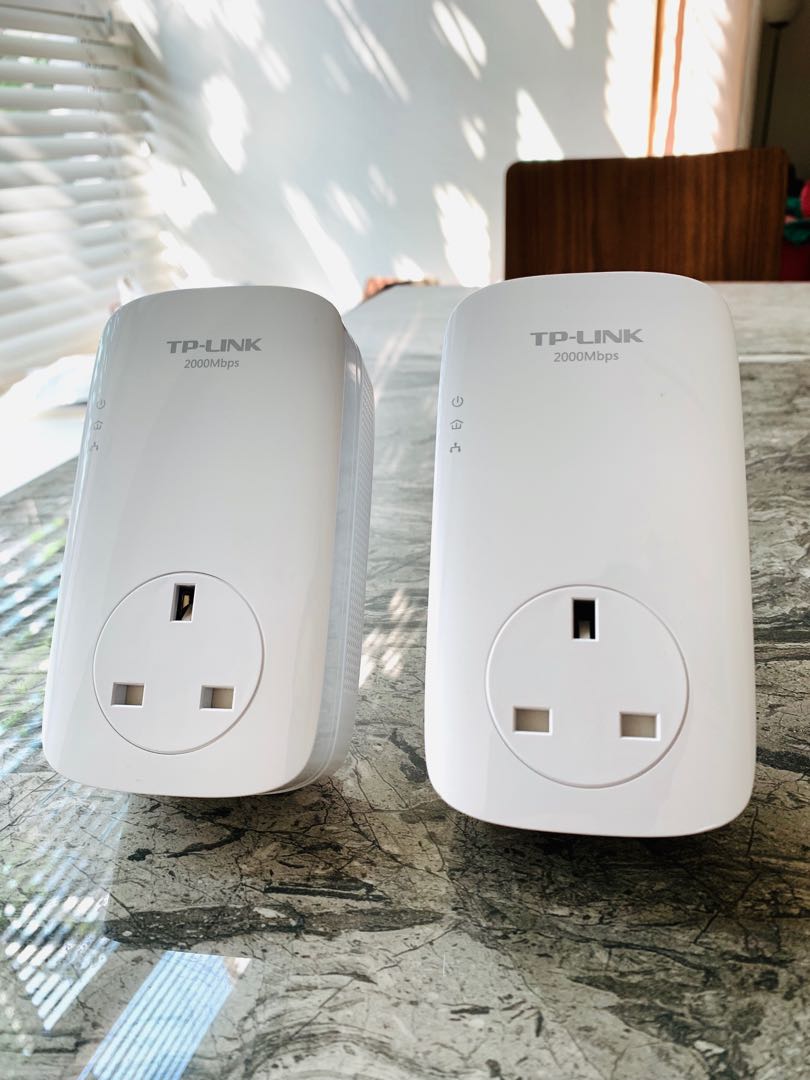 TL-WPA9610 KIT | Kit Powerline AV2000 Wi-Fi AC1200, con porta Gigabit | TP -Link Italia