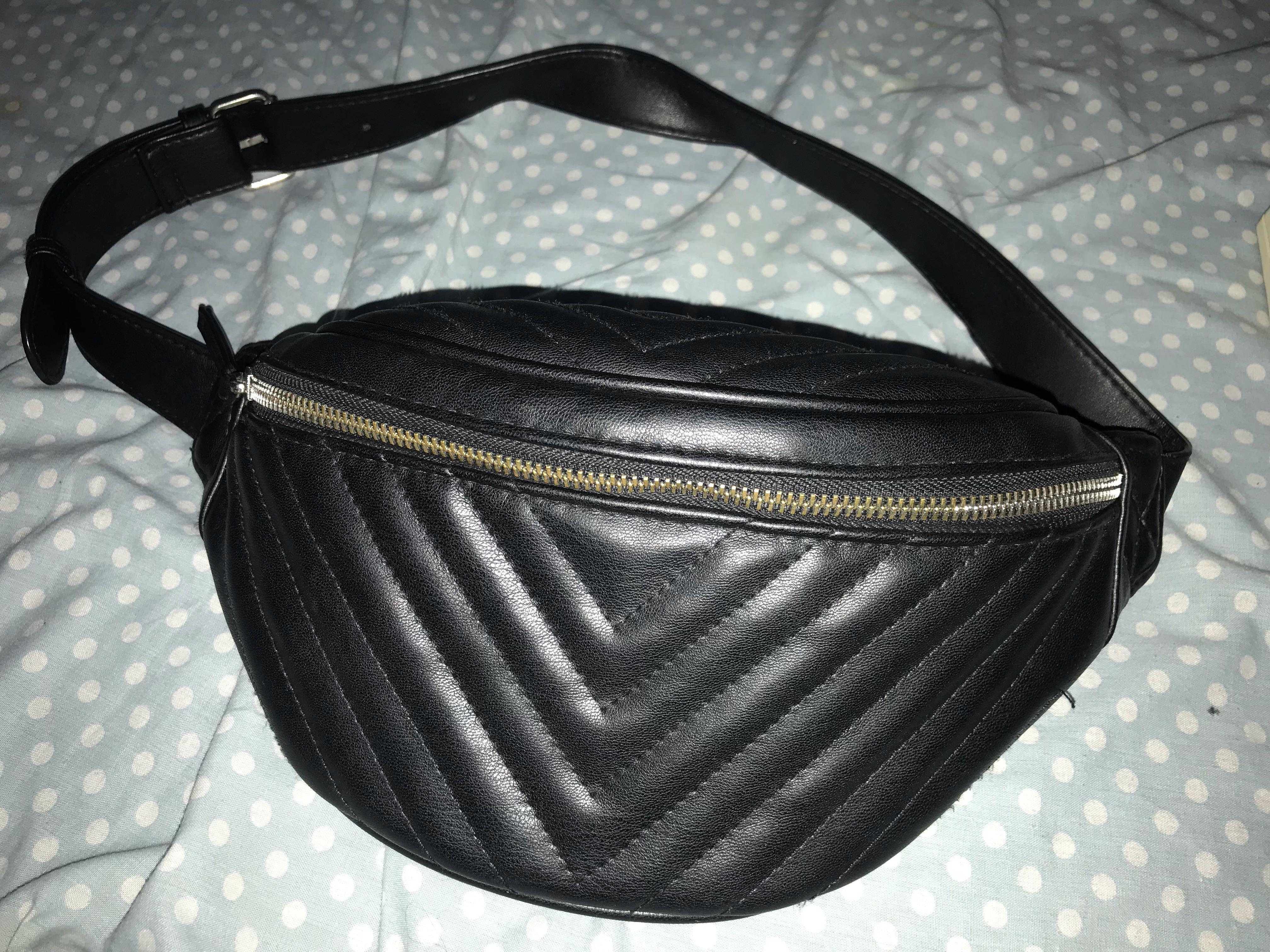 stradivarius waist bag