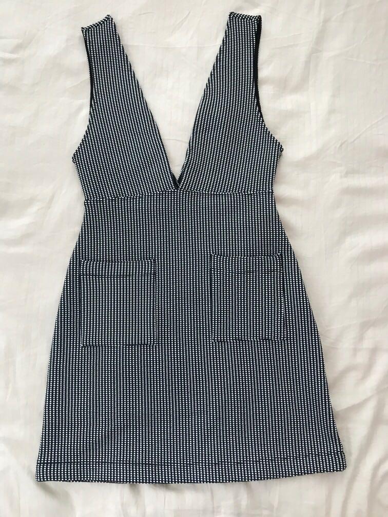 Bershka pinafore Dress Women s Fashion Dresses Sets Dresses on Carousell