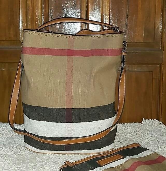 burberry 2 way bag