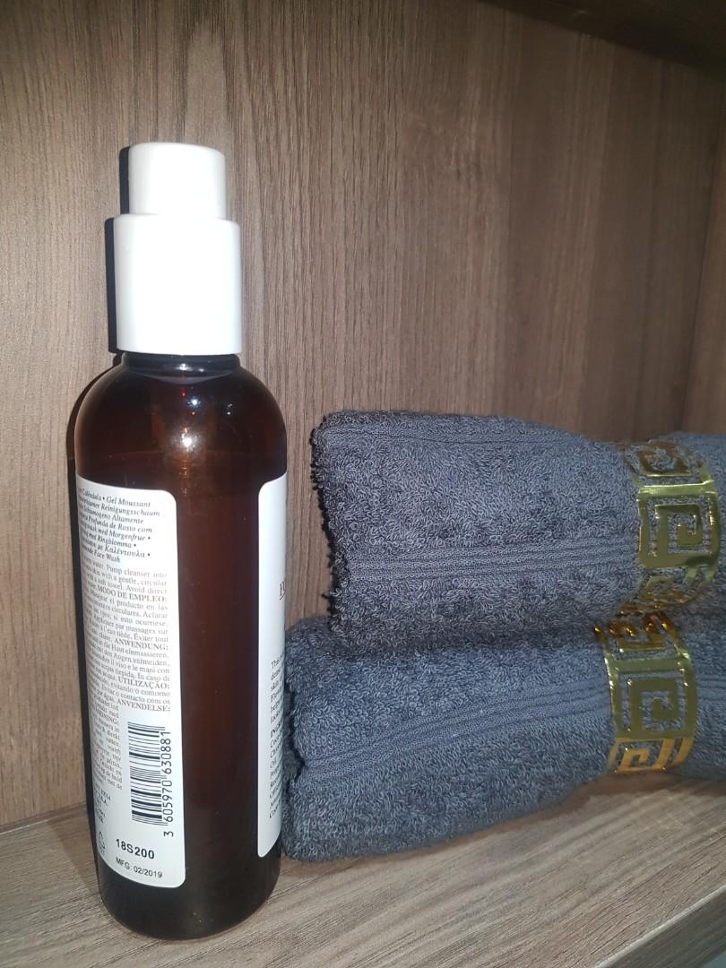 Calendula Deep Cleansing Foaming Face Wash, Beauty & Personal Care ...