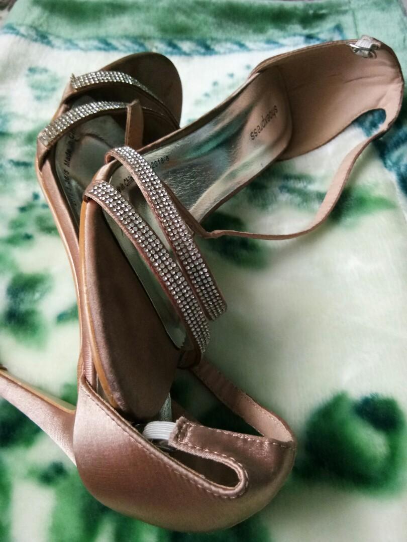 champagne low heels