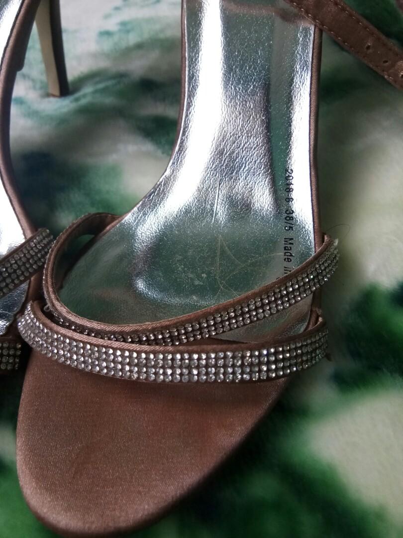 champagne low heels