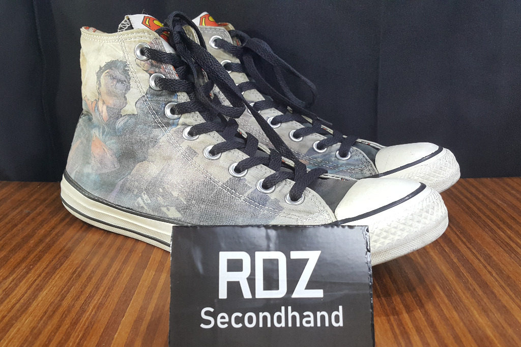 chuck taylor dc comics superman