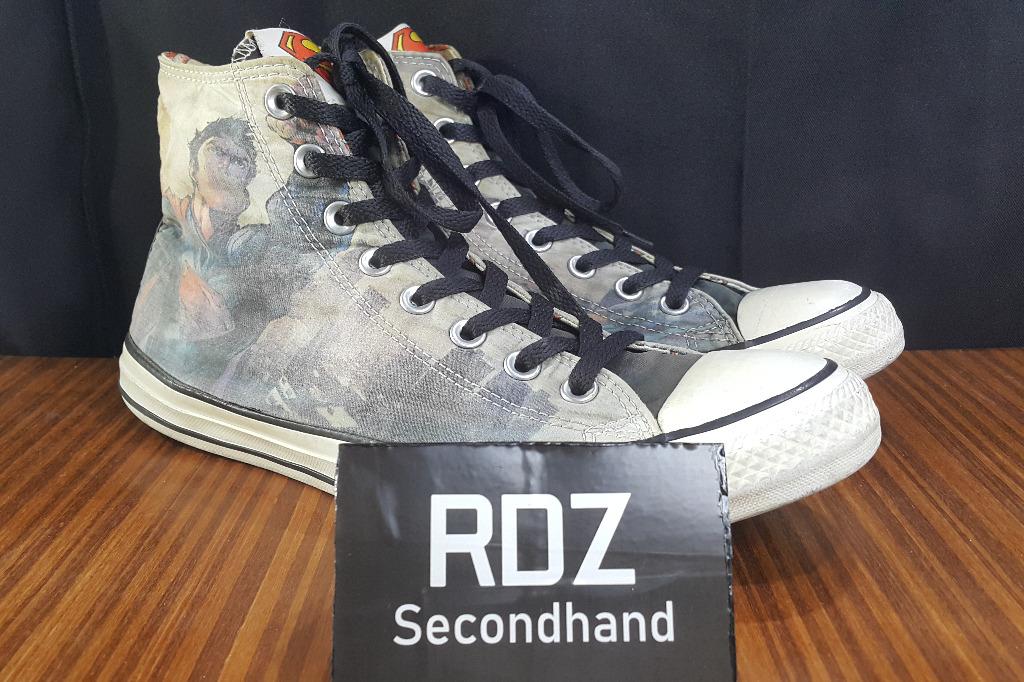 chuck taylor dc comics superman