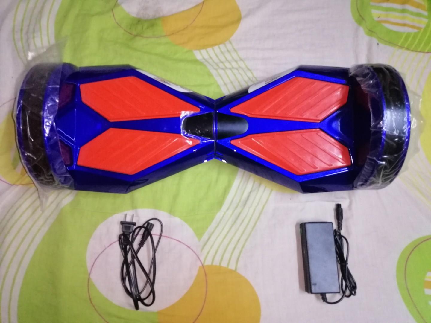 Cruisermax Smart S2-15 Hoverboard (Category: Entertainment Systems & Smart Home Devices) located in Santiago. Submitted by kenjichua1234 (Listing ID 250337459, Image 1). Description: Brand new with charger, price is negotiateble.