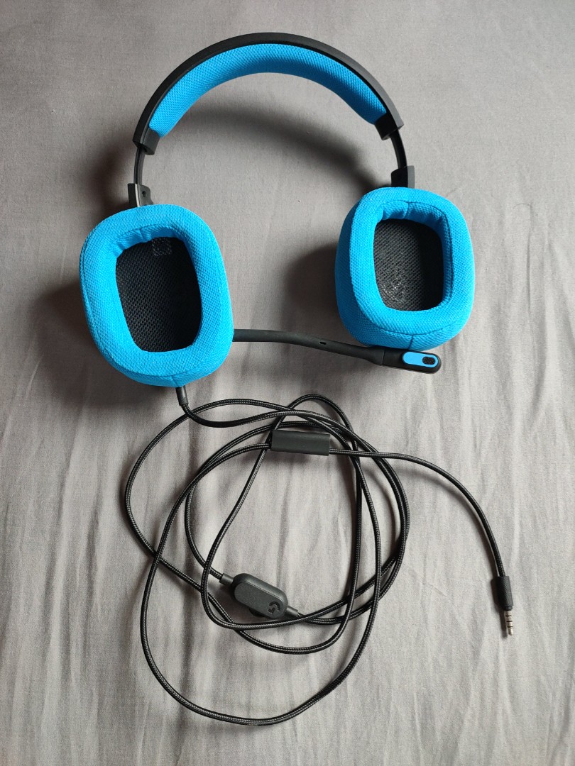 logitech g233 review