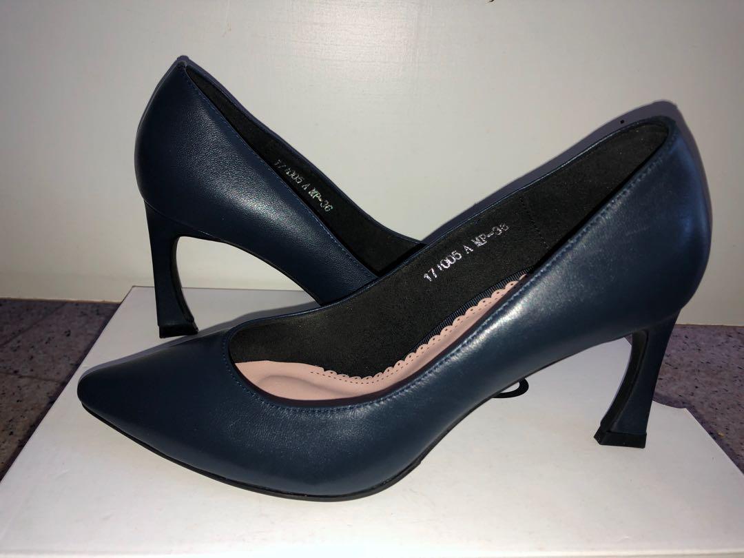 navy blue and pink heels