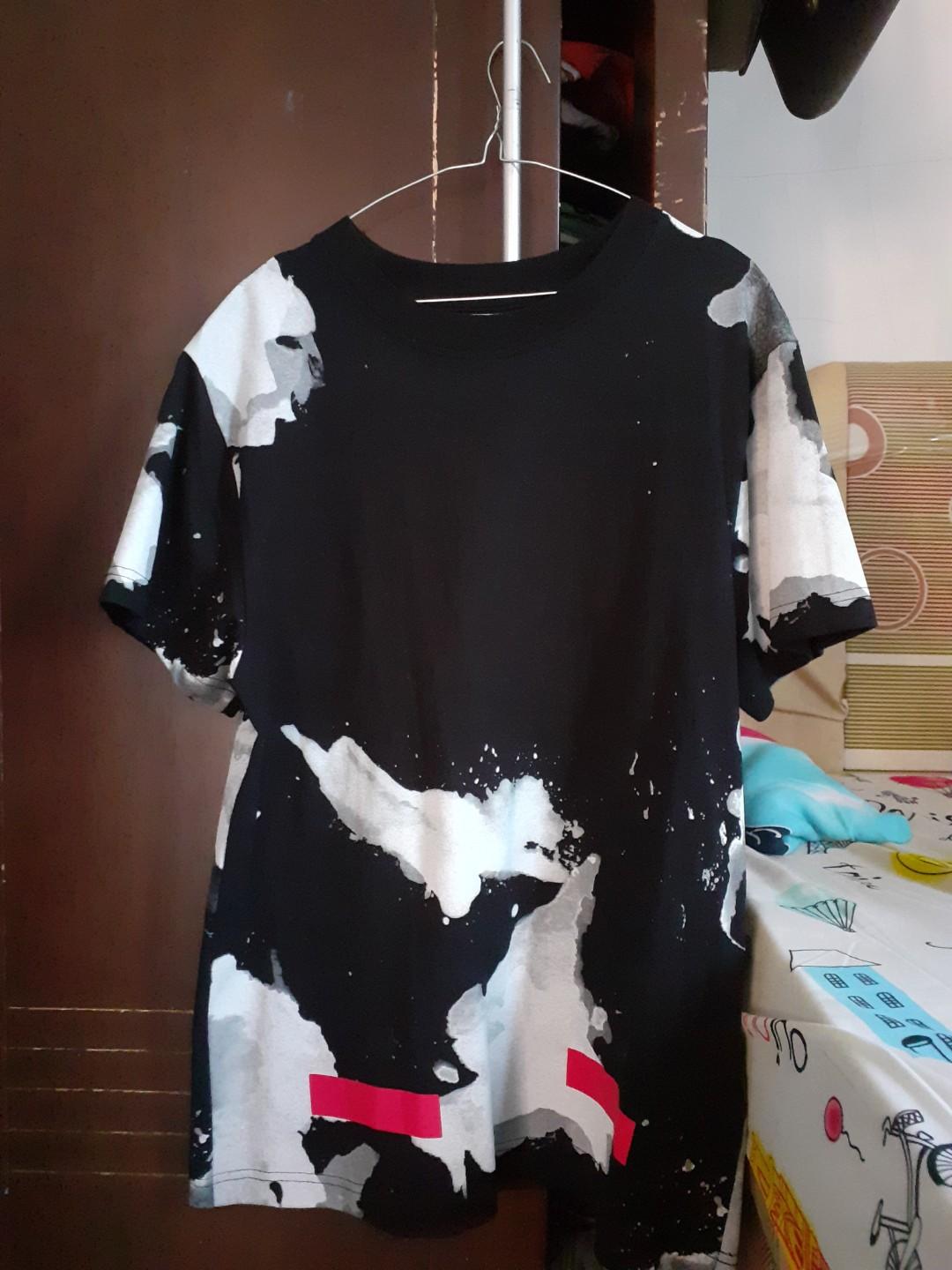 off white liquid spots tee