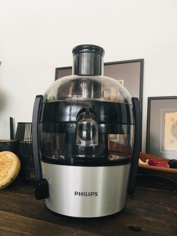 Philips Viva Collection Compact Juicer, TV & Home Appliances, Kitchen