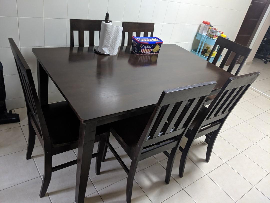 Preloved dining deals table and chairs