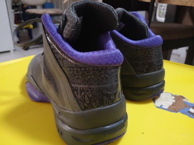reebok basketball trainers