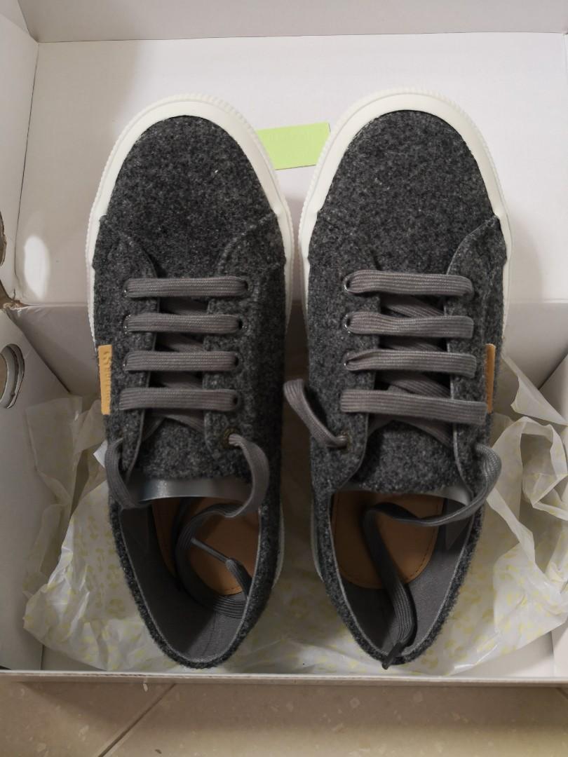 Superga felt top