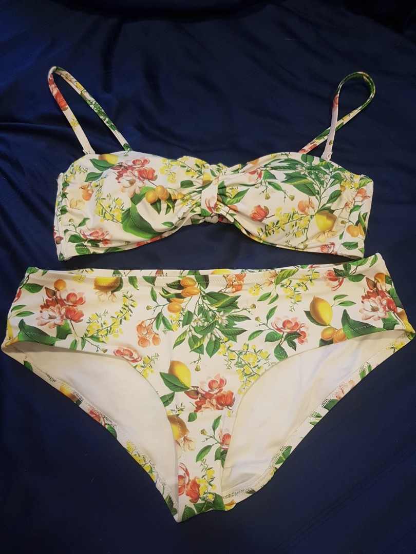Uniqlo princesse tam tam bikini set swimsuit #2, Women's Fashion, Clothes,  Others on Carousell