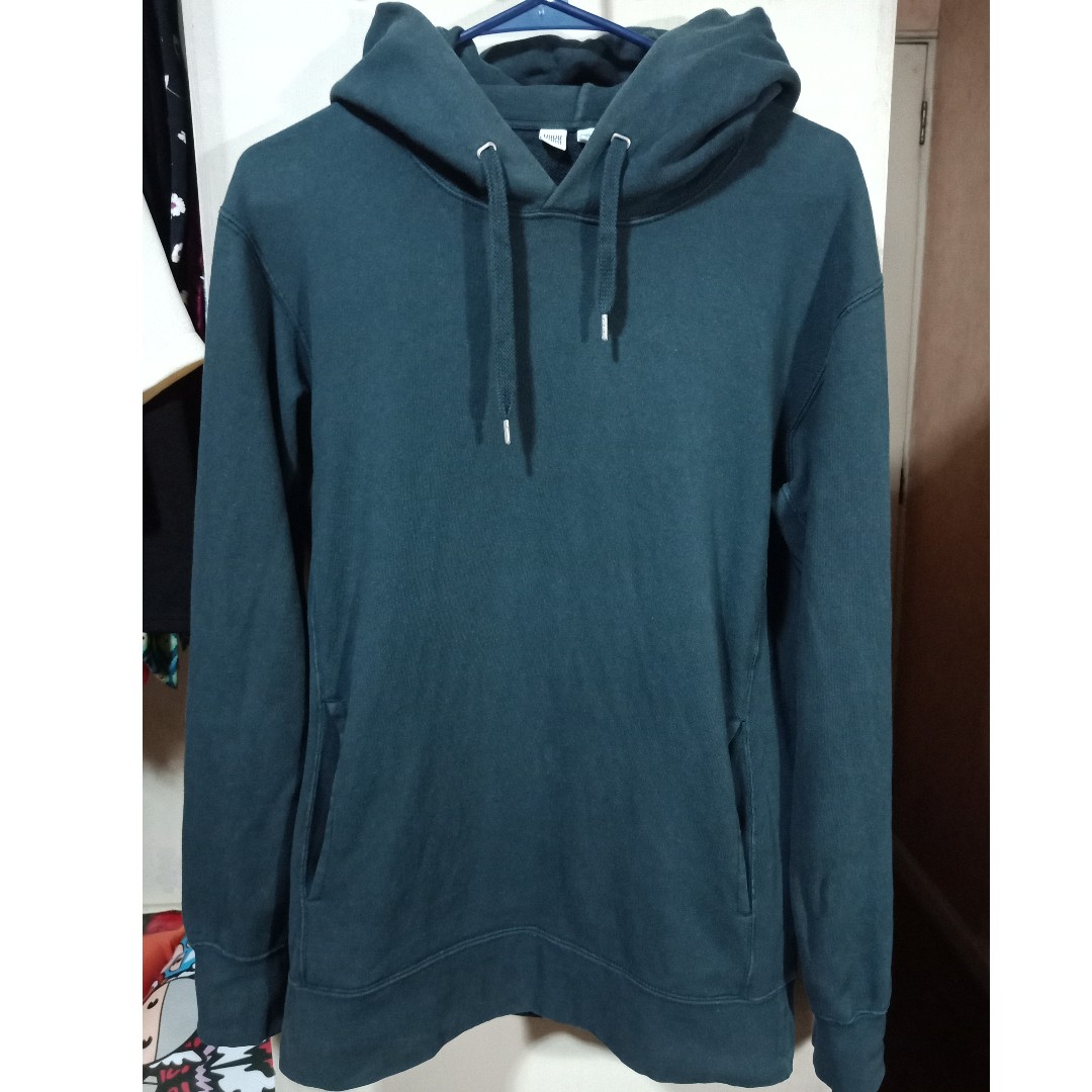 UNIQLO U hoodie dark green Men s Fashion Coats Jackets and