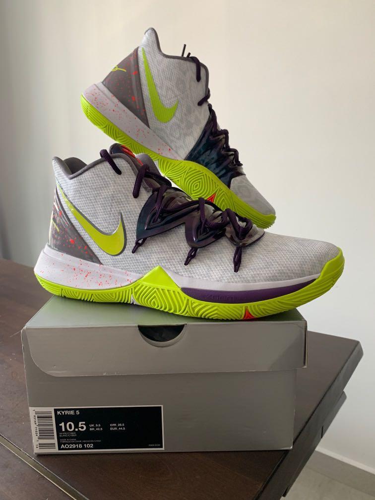 Kyrie 5 chaos top