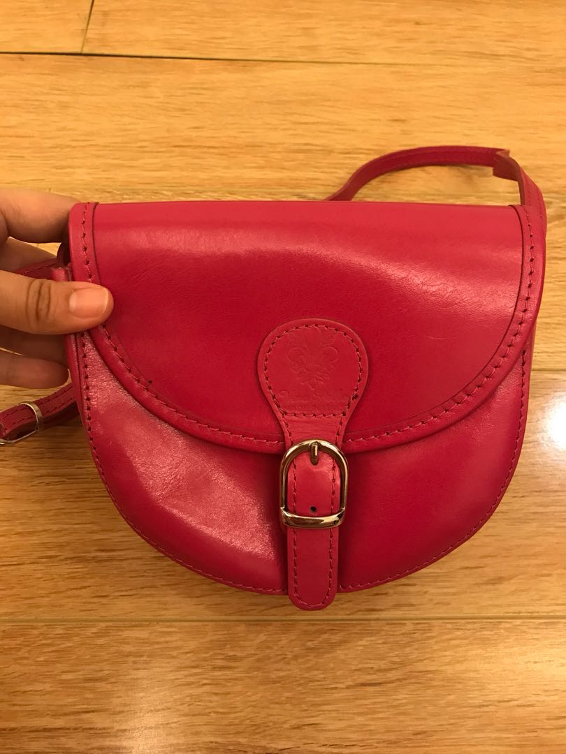 vera pelle sling bag