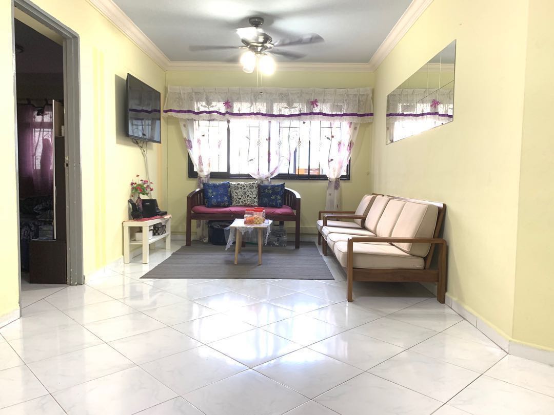 (Category: ) located in . Submitted by xavierrrr (Listing ID 246655150, Image 1). Description: .