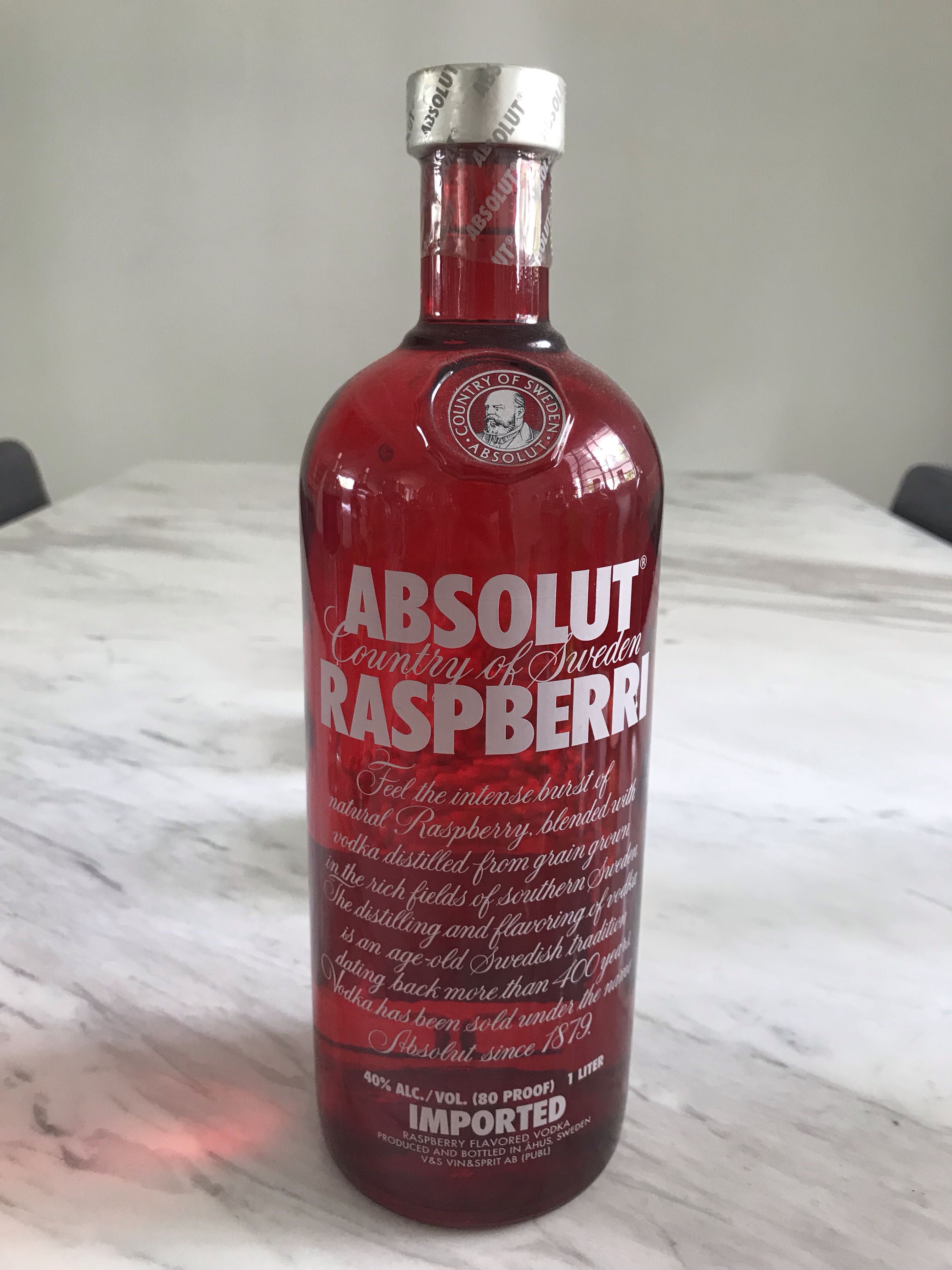 Absolut Vodka Raspberri, Food & Drinks, Alcoholic Beverages on Carousell