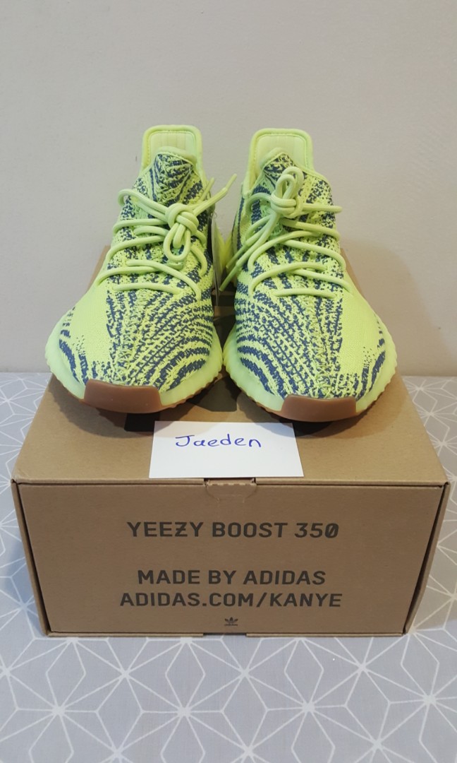 Yeezy yebra shop
