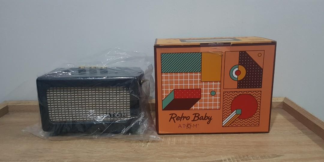 atom retro speaker
