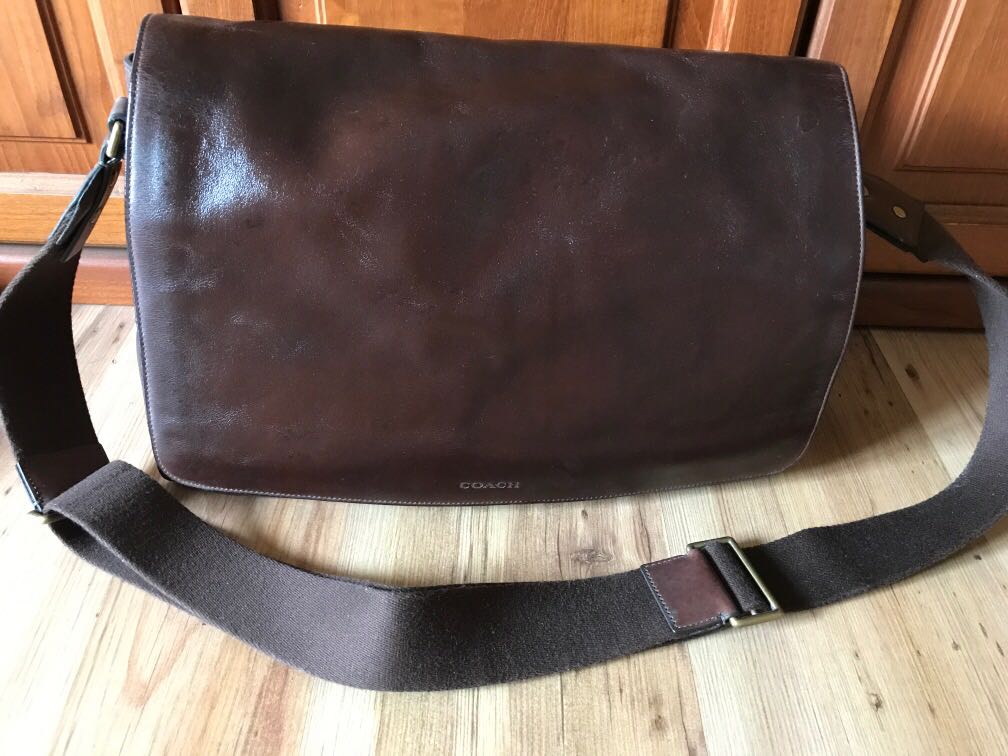 coach men messenger