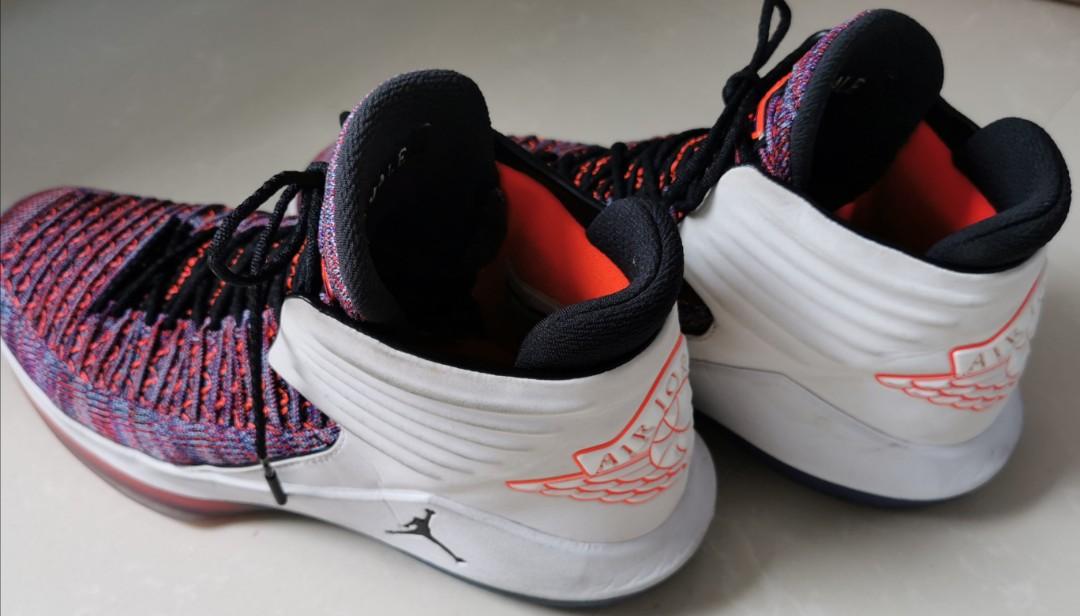 size 9 basketball shoes