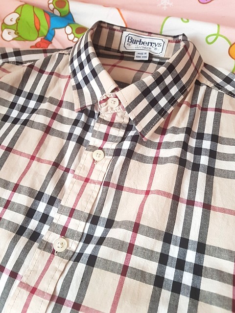 Burberry Vintage Classic Checks Short Sleeves Shirt., Men's Fashion, Tops &  Sets, Tshirts & Polo Shirts on Carousell
