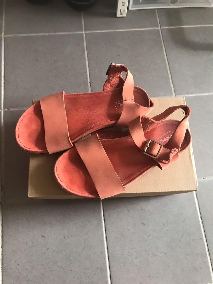 CLARKS DUSTY SOUL CORAL