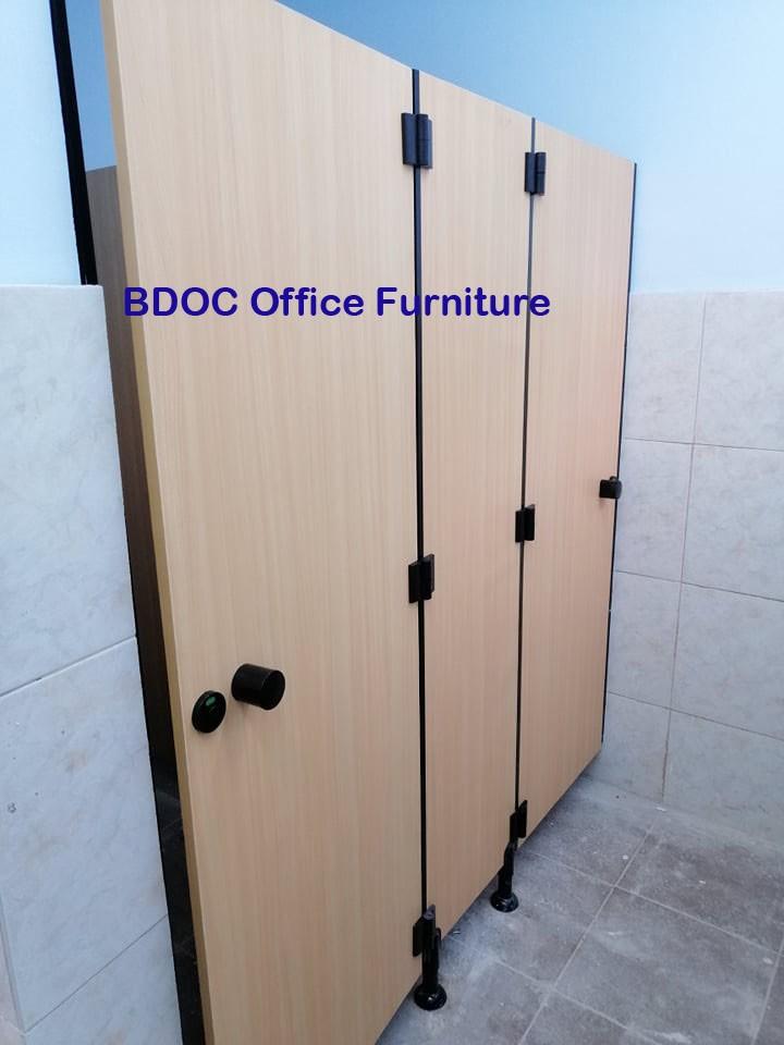 Comfort Room Partition Doors On Carousell