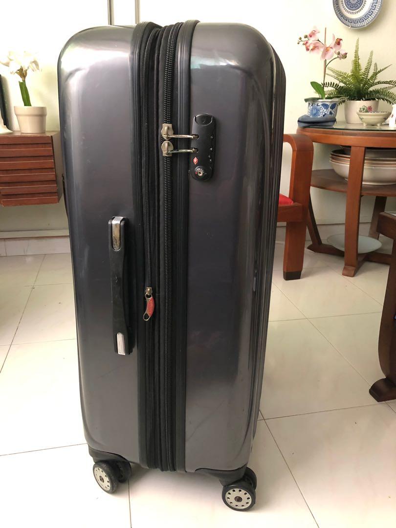 DELSEY Helium Aero 29 inch Luggage, Hobbies & Toys, Travel, Luggage on