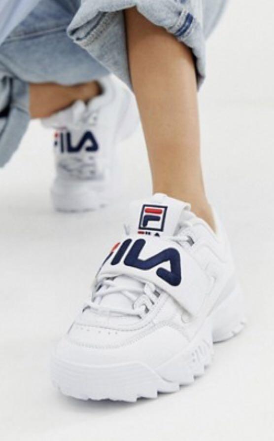 Fila white velcro strap with applique logo disruptor 2 deals premium trainers