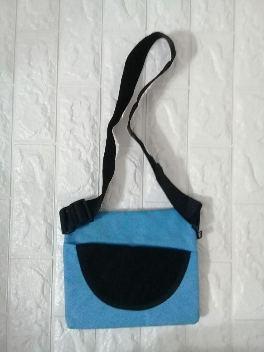 FILA Sling Bag original Men s Fashion Bags Sling Bags on Carousell