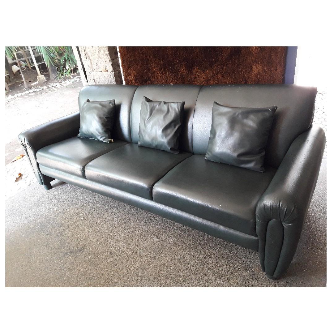 For Sale 3 Seater Leather Sofa On Carousell