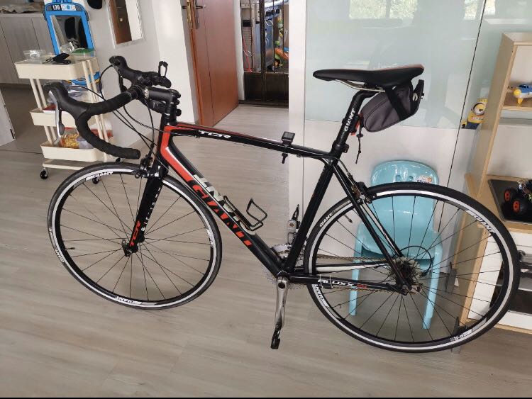 giant aluxx road bike price