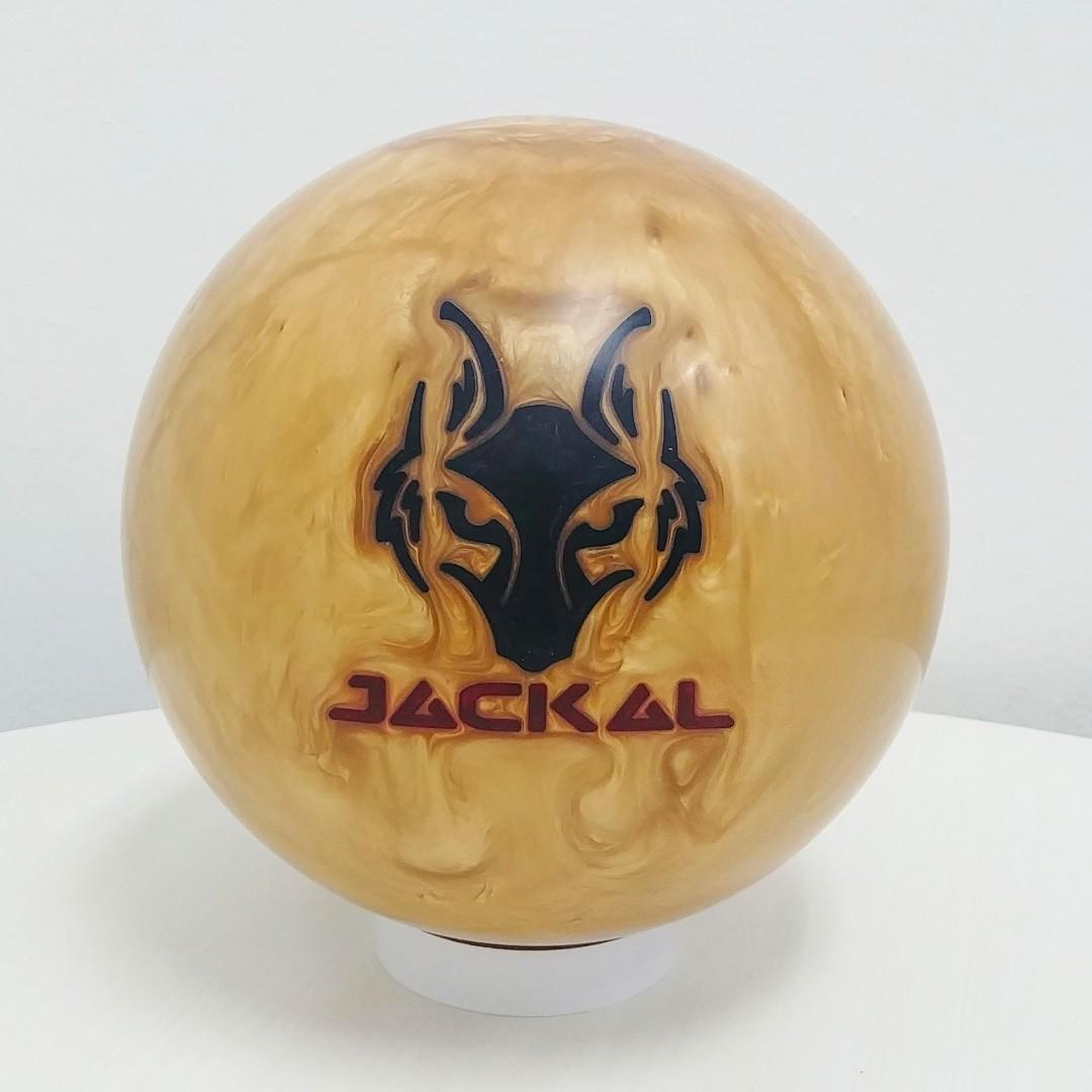 Motiv Golden Jackal Bowling Ball 15lbs, Sports Equipment, Sports