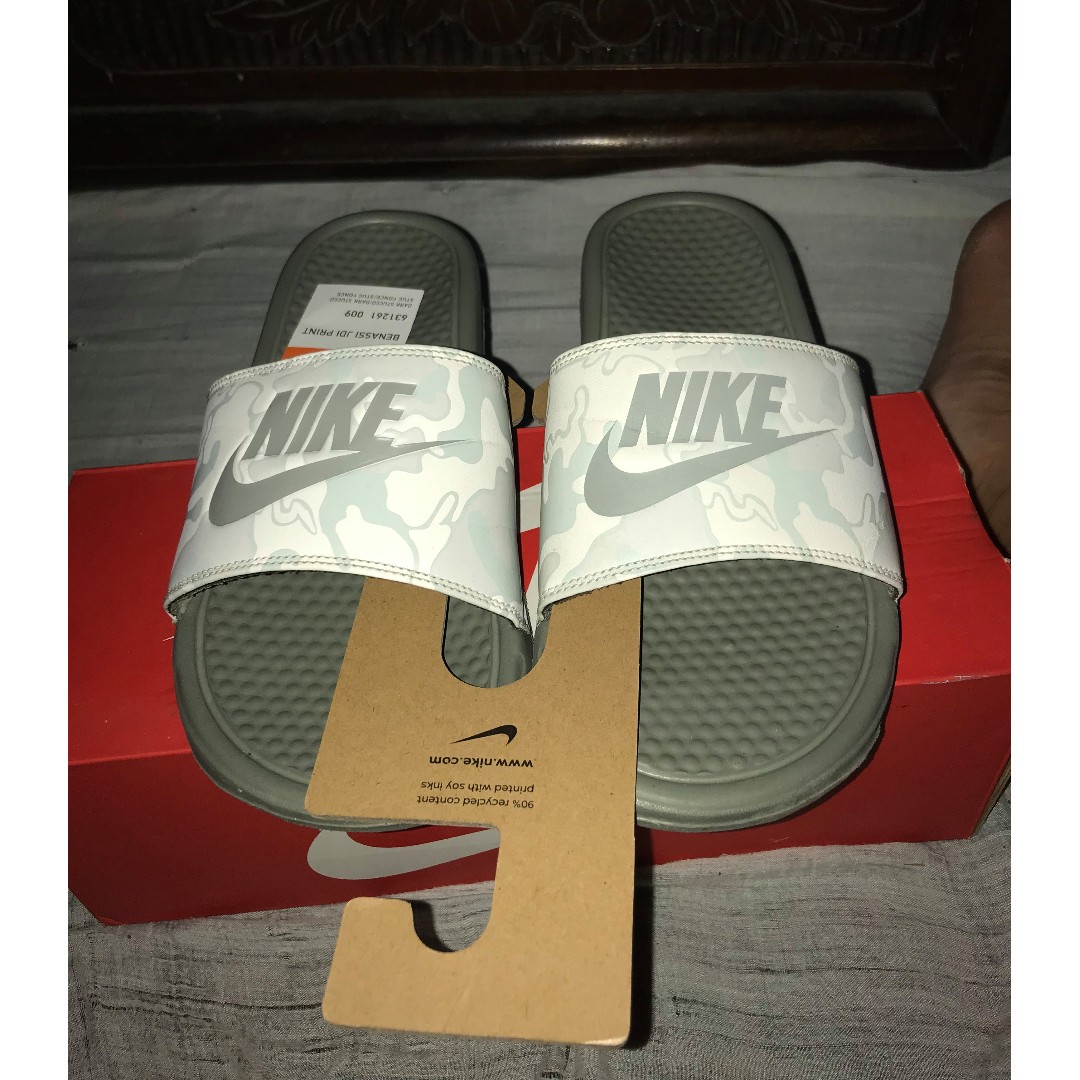 nike benassi camouflage