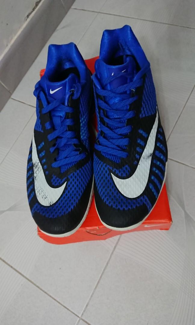 Nike hyperlive ep （分類：波鞋）位於 Hong Kong。 由 rcc14020 提交（商品編號 250534621，圖片 1）。簡介： 好新 冇乜點著過。