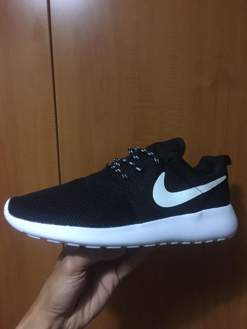 nike roshe one price
