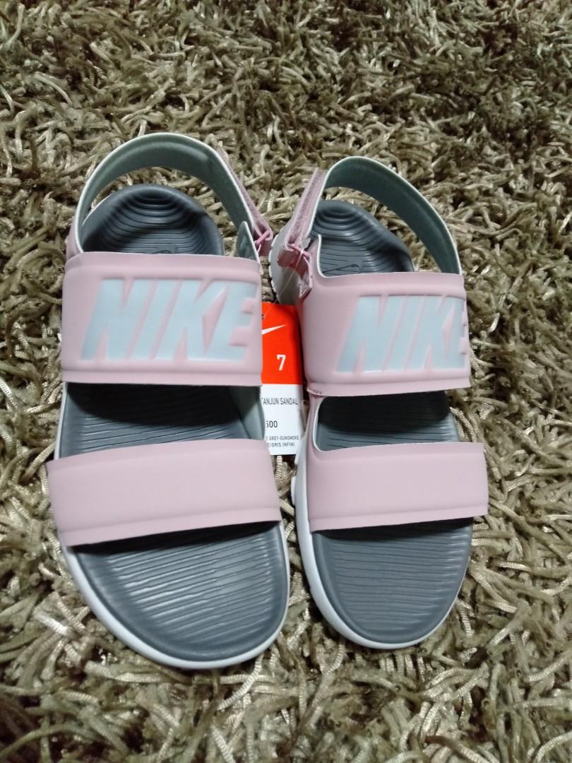 cheap nike tanjun sandals
