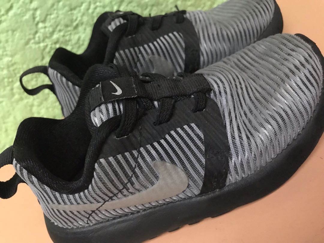 nike roshe one flight